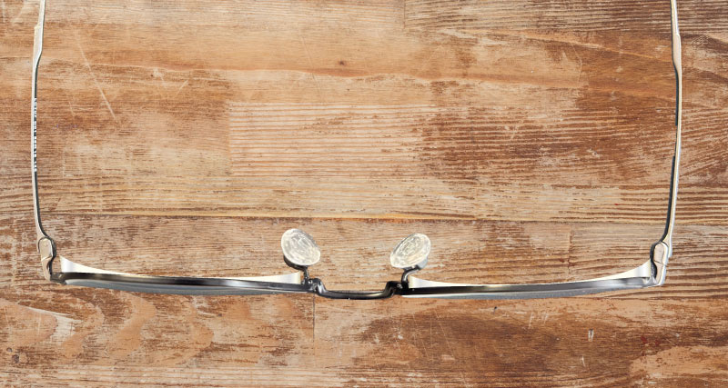 Guide d'achat: Bien choisir les traitements et options pour vos verres de lunettes