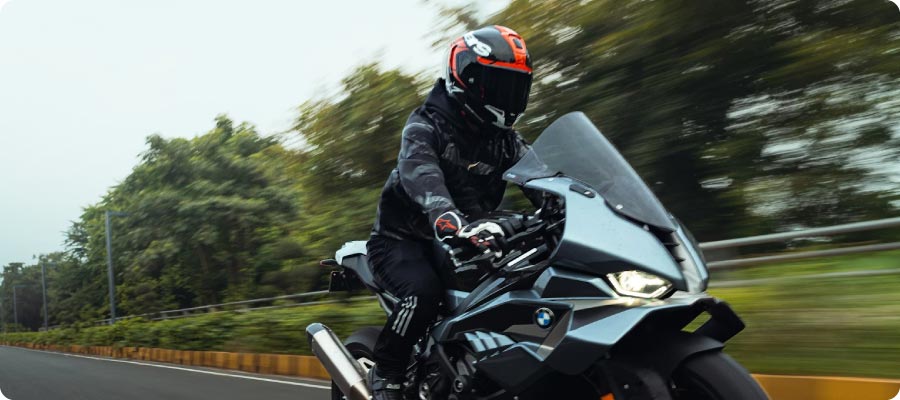 casque moto lunettes